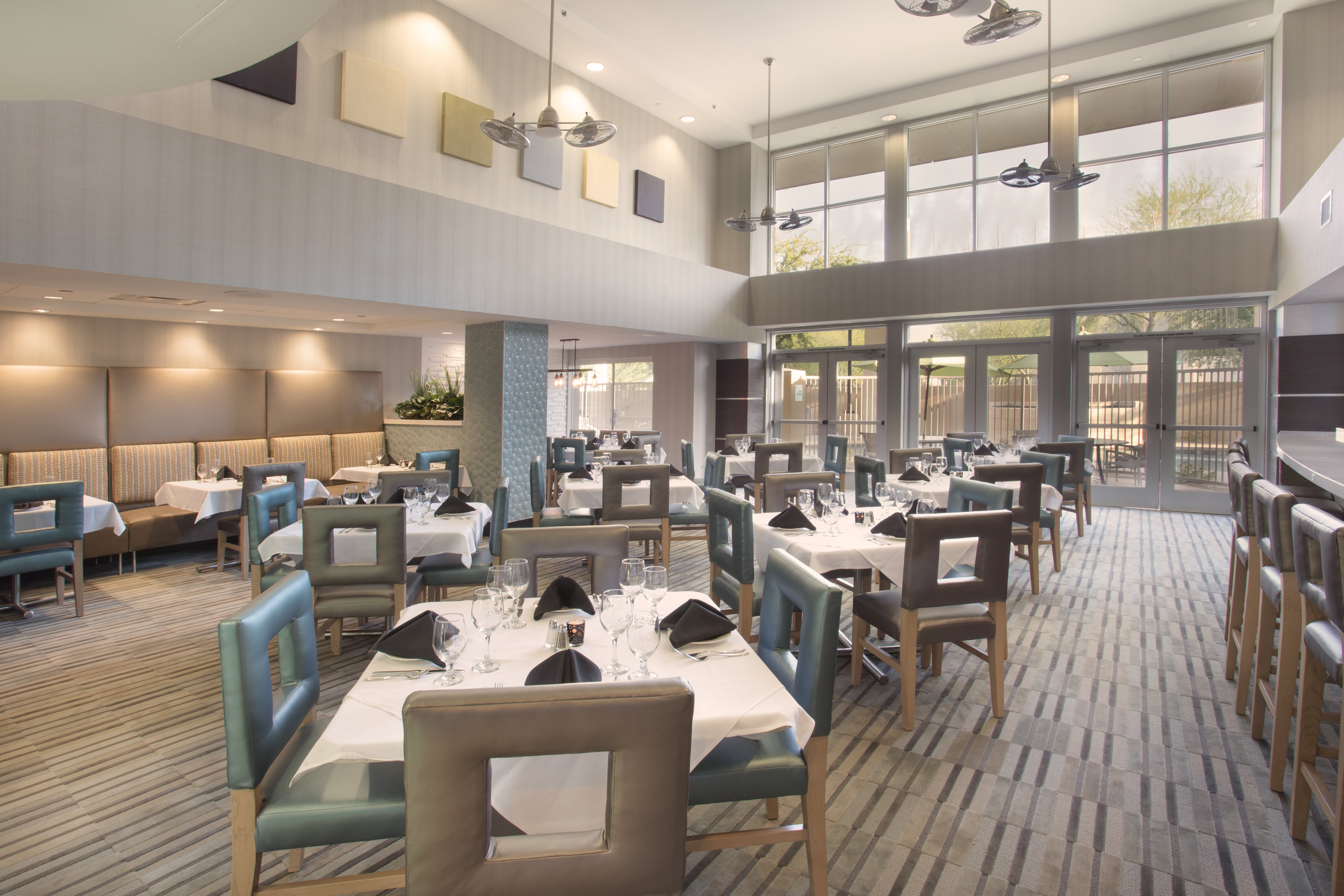 Holiday Inn And Suites Scottsdale North Airpark Ex Wingate By Wyndham Scottsdale 36/50