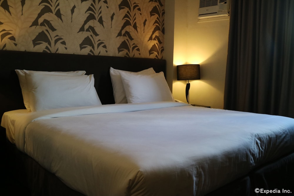 SUPERIOR, KING BED
