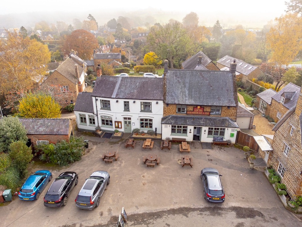 The Sun Inn 36/50