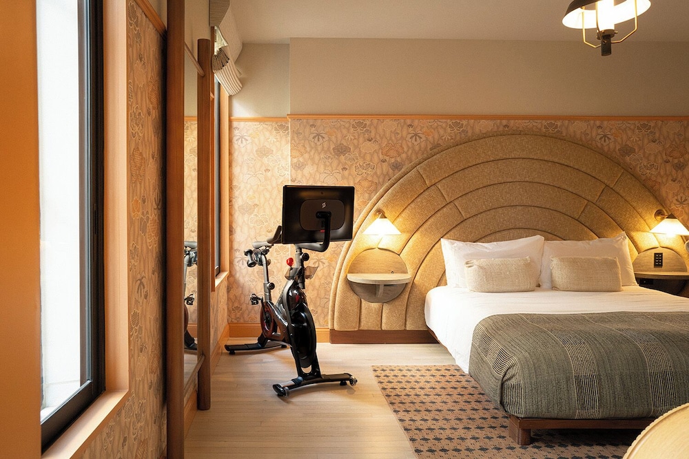 Grand, Wellness, King Bed