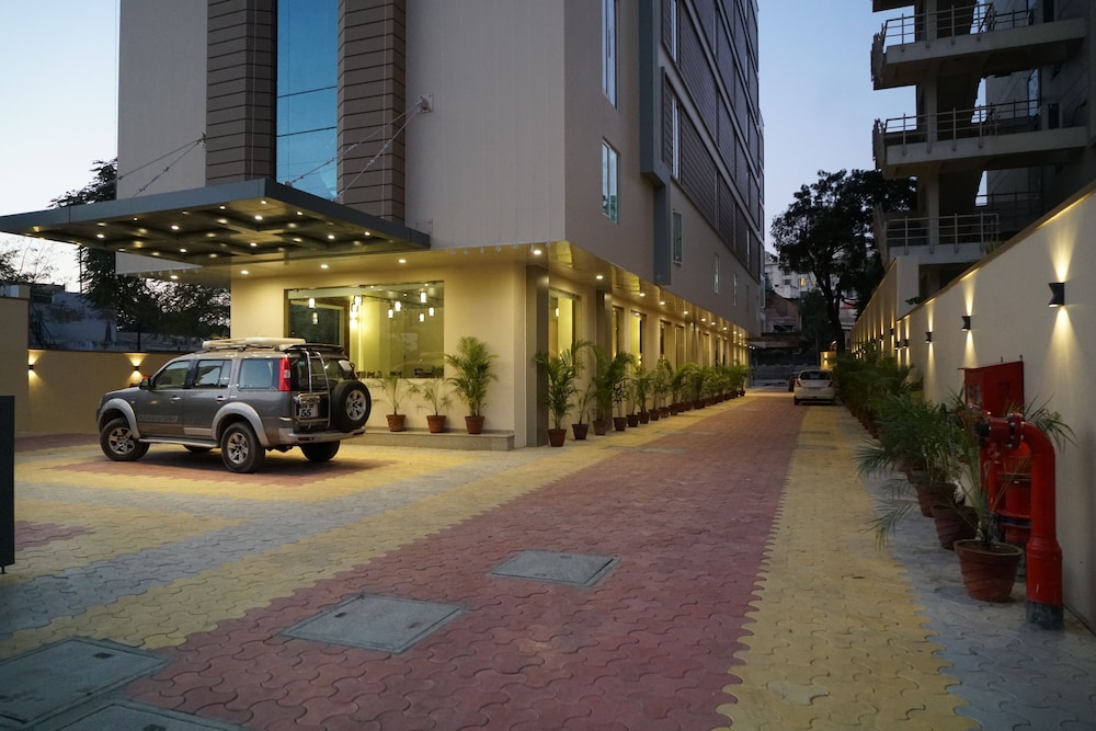 Hotel Jaipur Central 17/21