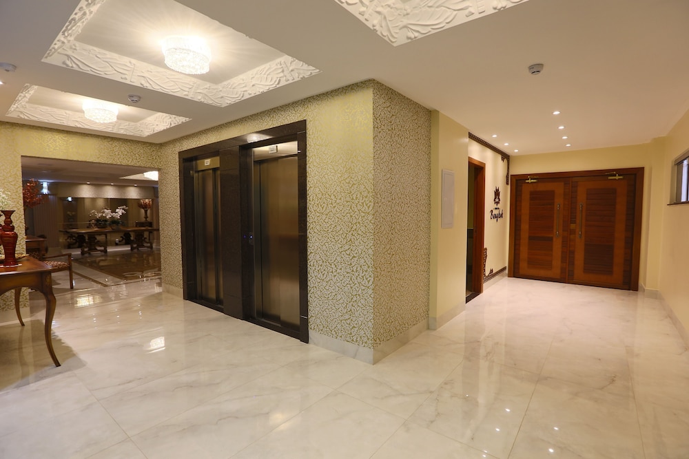 Golden Lis Hotel Boutique 5/76