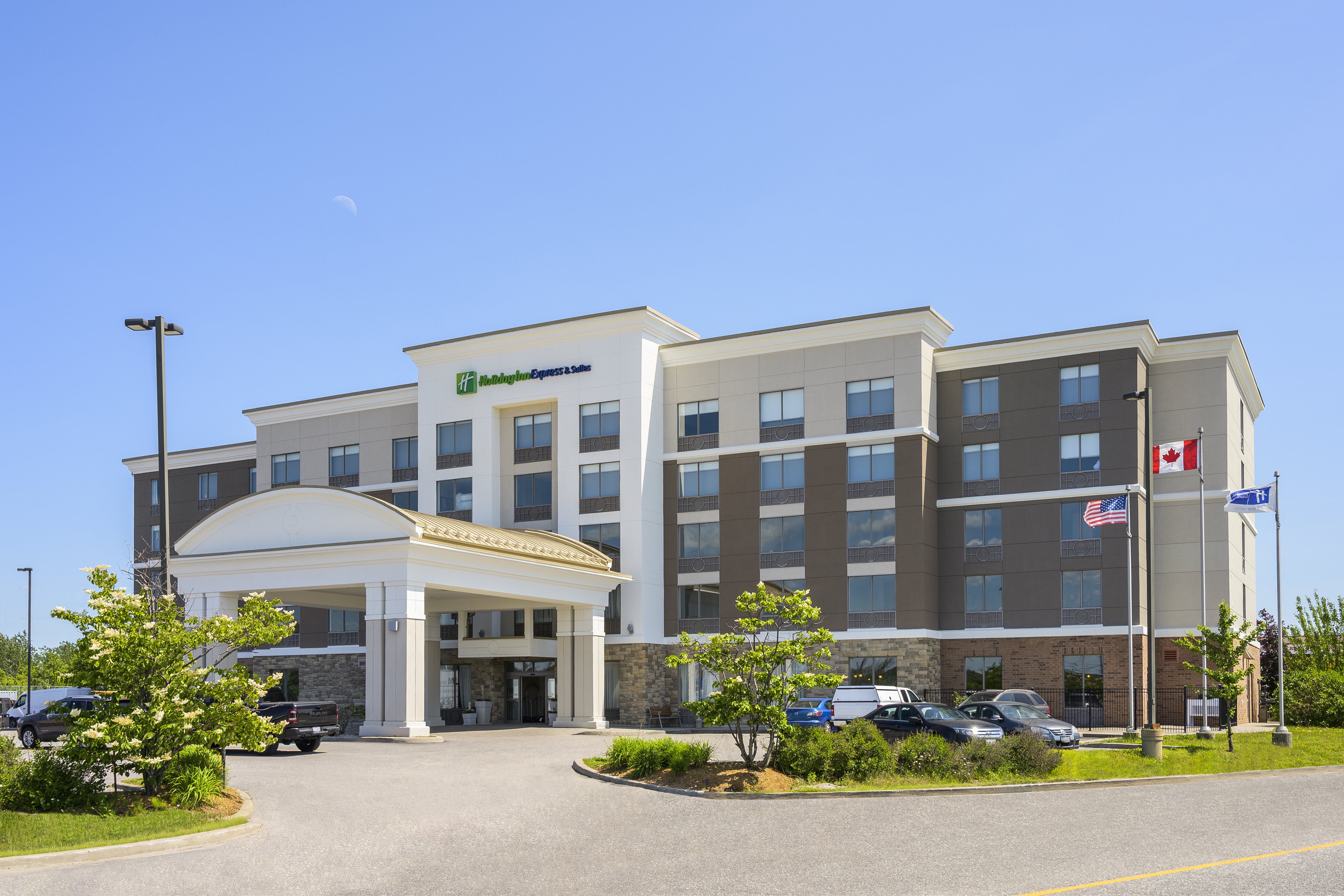 Holiday Inn Express Hotel Suites North Bay 4/75