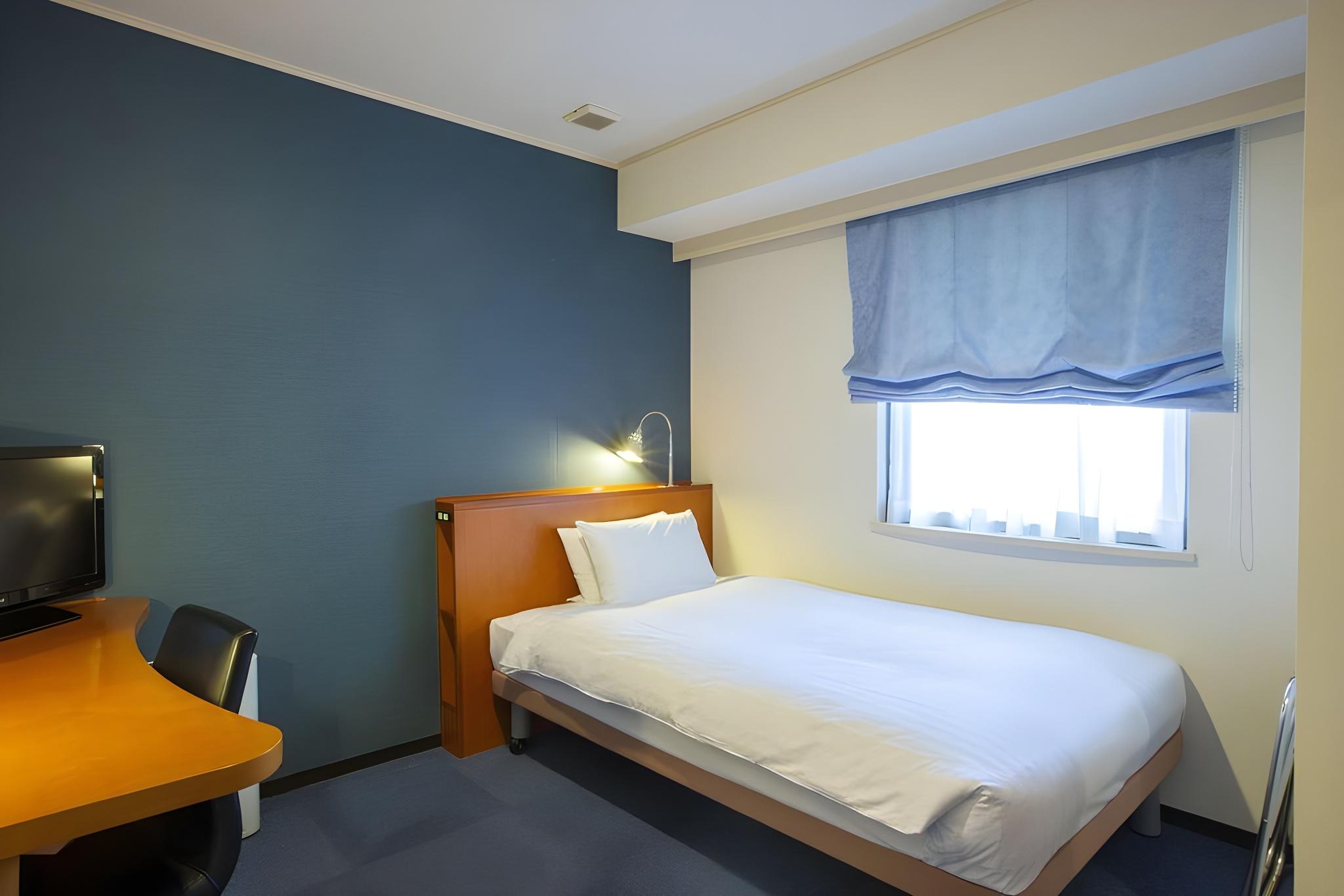 Standard, Semi Double Bed