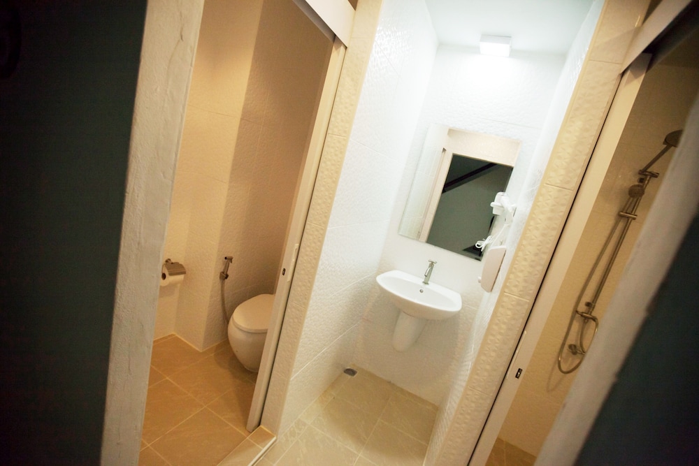 Micro Hostel 49/49