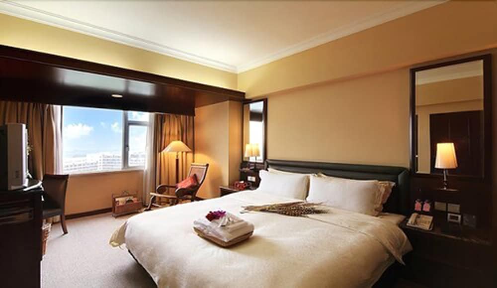 Seaview Gleetour Hotel 8/28