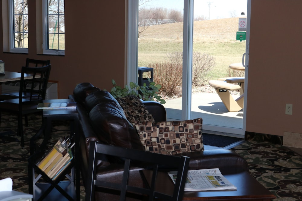 Rock Island Inn Suites 34/44