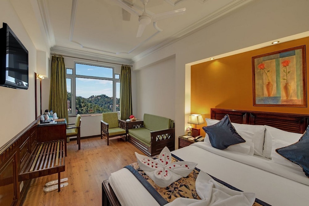 Hotel Baljees Regency 13/33