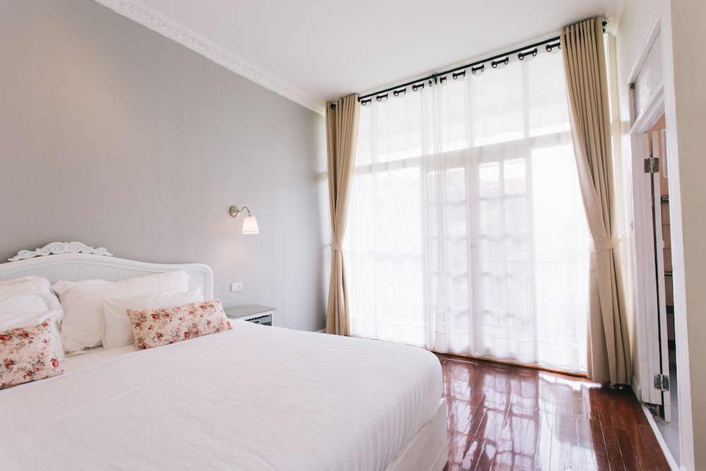 SUITE, DOUBLE BED