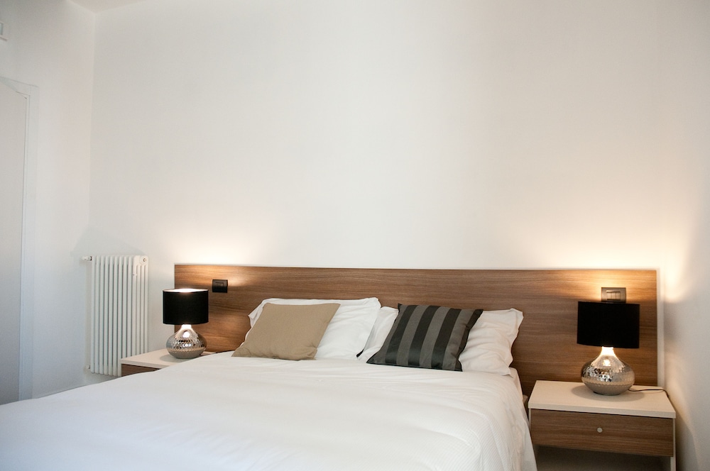 Giuturna Boutique Hotel 21/73