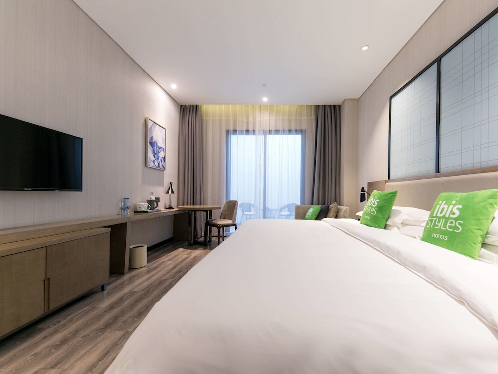 Ibis Styles Shanghai Hongqiao Airport 11/45