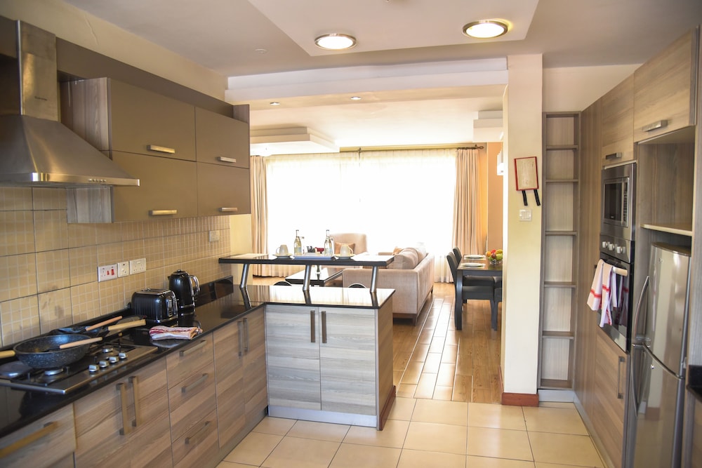 FEDHA RESIDENCES 32/60