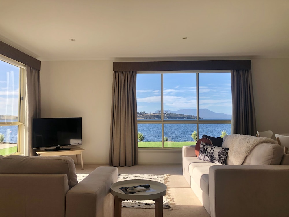 Eastcoaster Tasmania 38/75