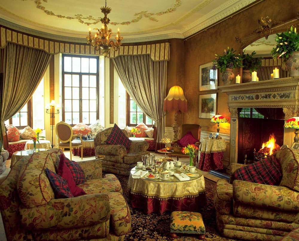 ROMAN CAMP HOTEL 43/72