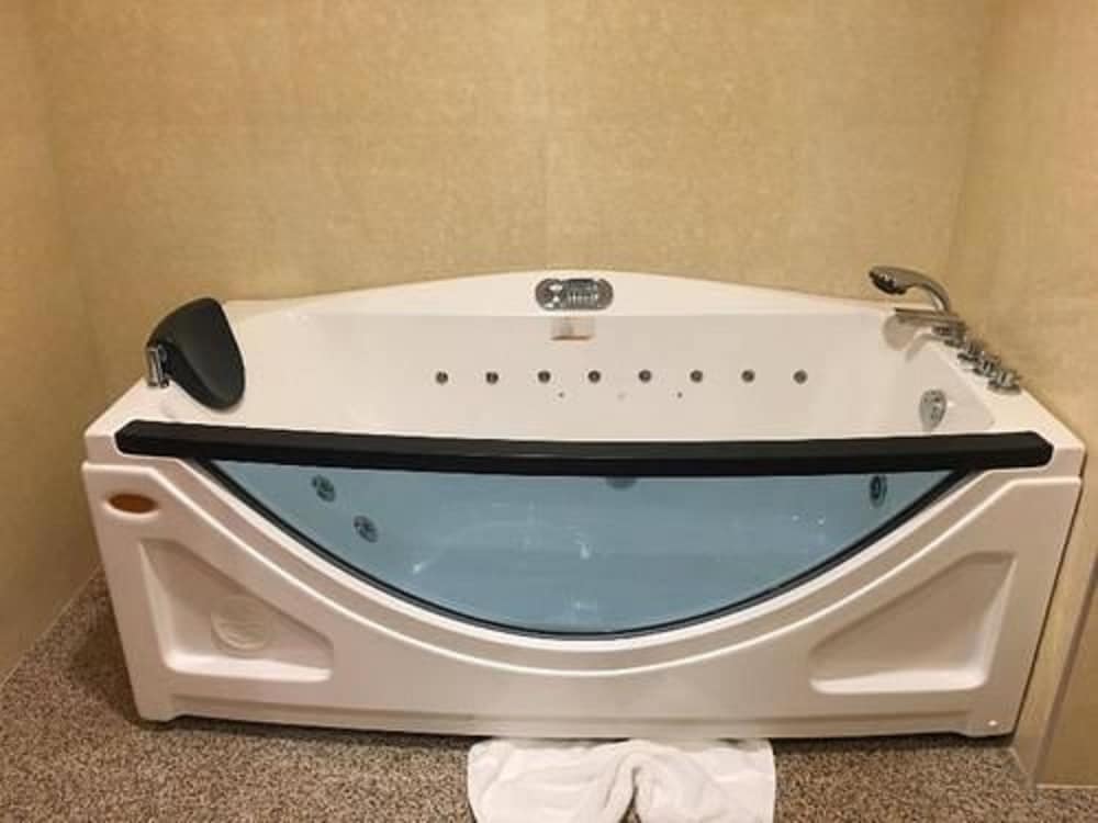 New Day Hotel 28/55