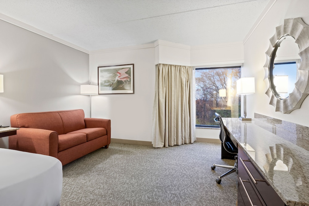 Woodcliff Hotel and Spa 58/72