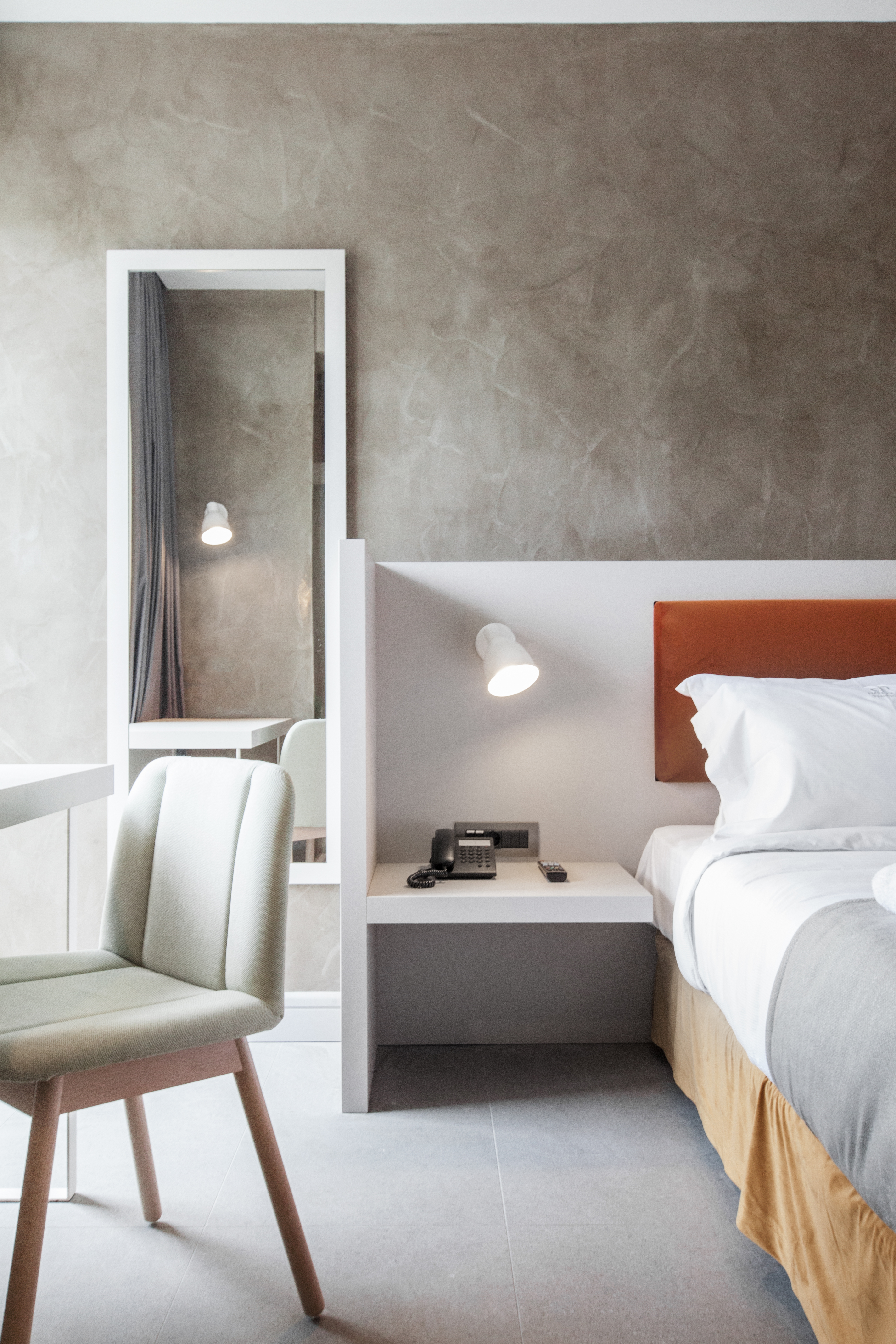 Room, Single