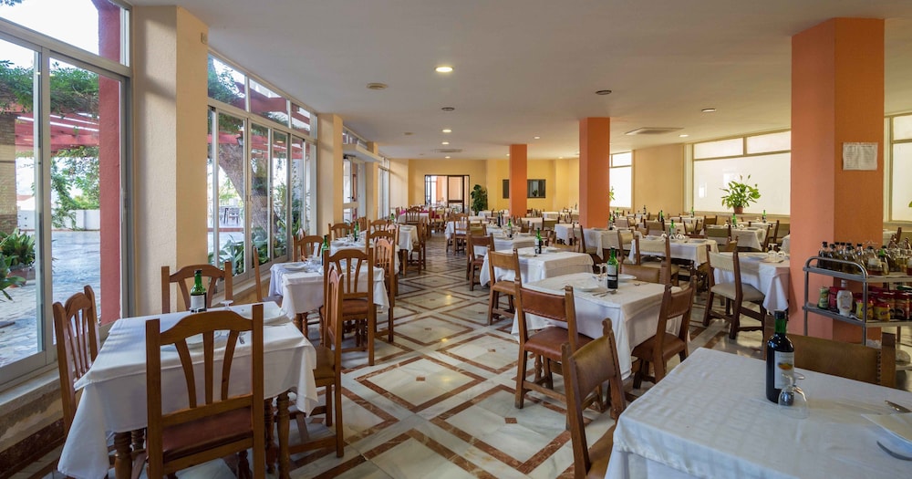 HOTEL ANDALUCIA 15/24