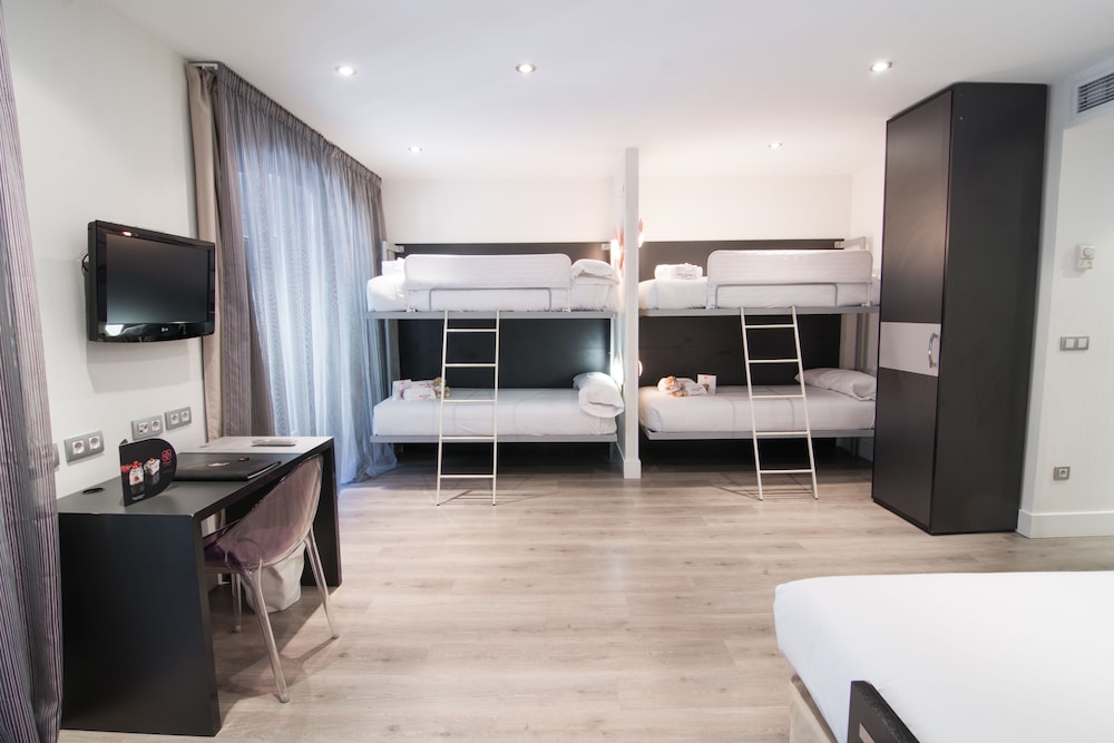 Petit Palace Arenal 40/50