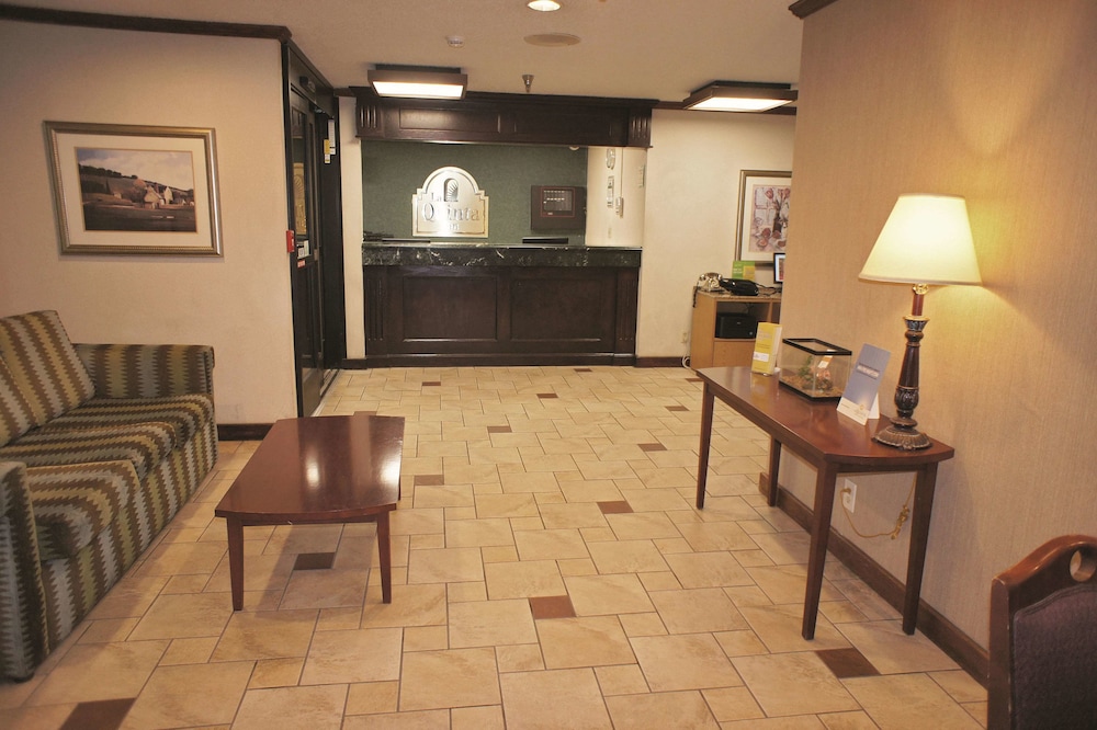 La Quinta Inn By Wyndham Indianapolis Airport Executive Drive 21/37