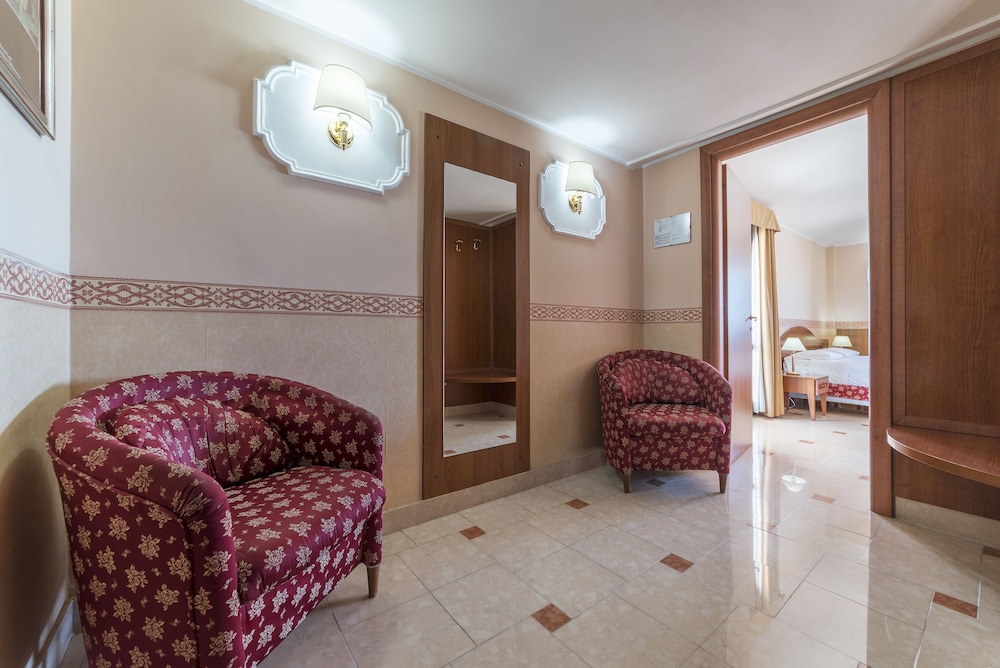Hotel Riviera Fiumicino 39/57
