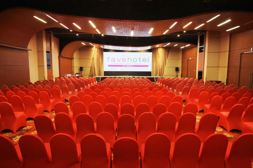 favehotel MEX Tunjungan Surabaya 27/32