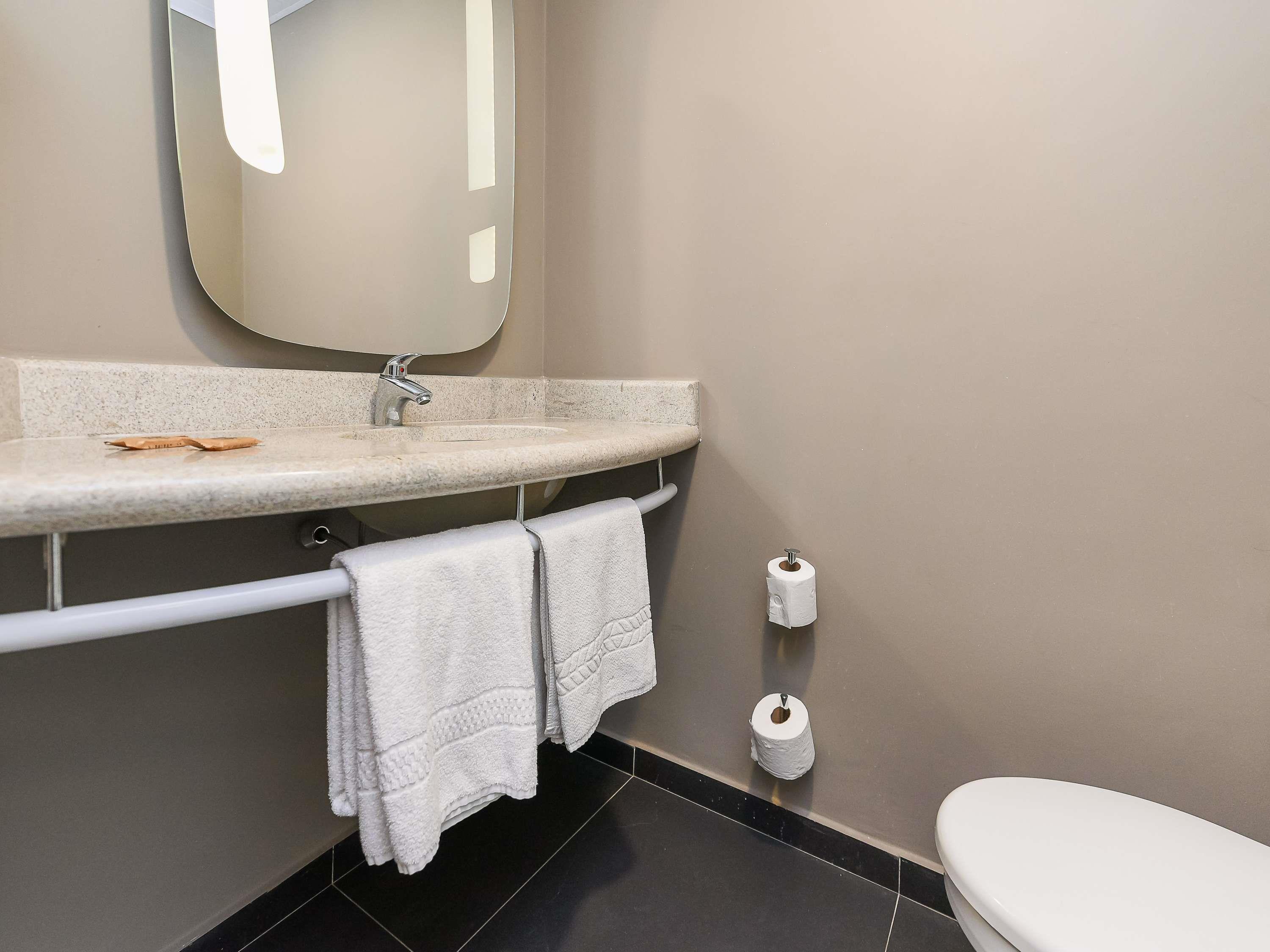 غرفة قياسية بسريرين منفصلين، Ibis Jacarei 6/7
