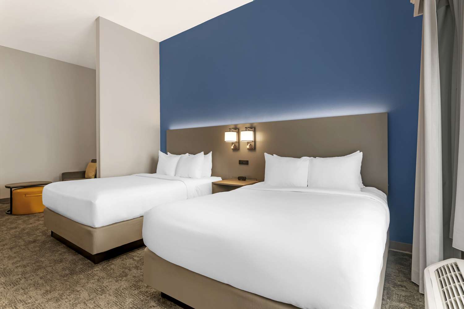 SUITE, 2 QUEEN BEDS
