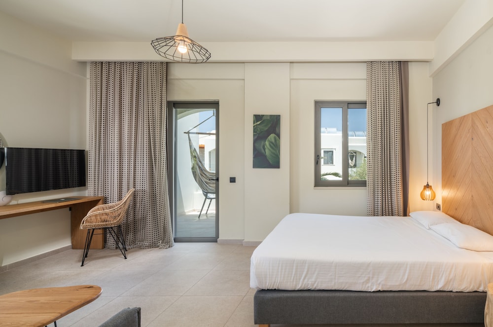 Malena Hotel and Suites - Adults Only by Omilos Hotels 17/50