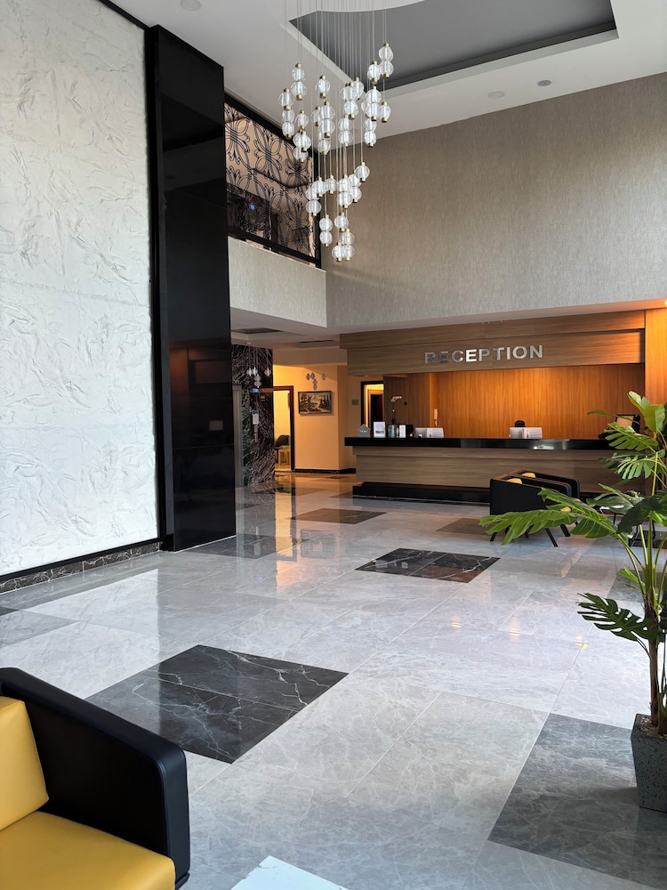 Sirma Hotel 6/50