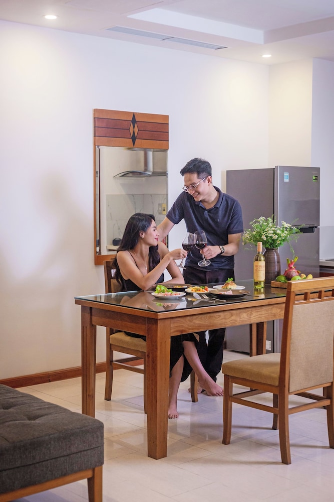 Richico Apartments And Hotel 71/82
