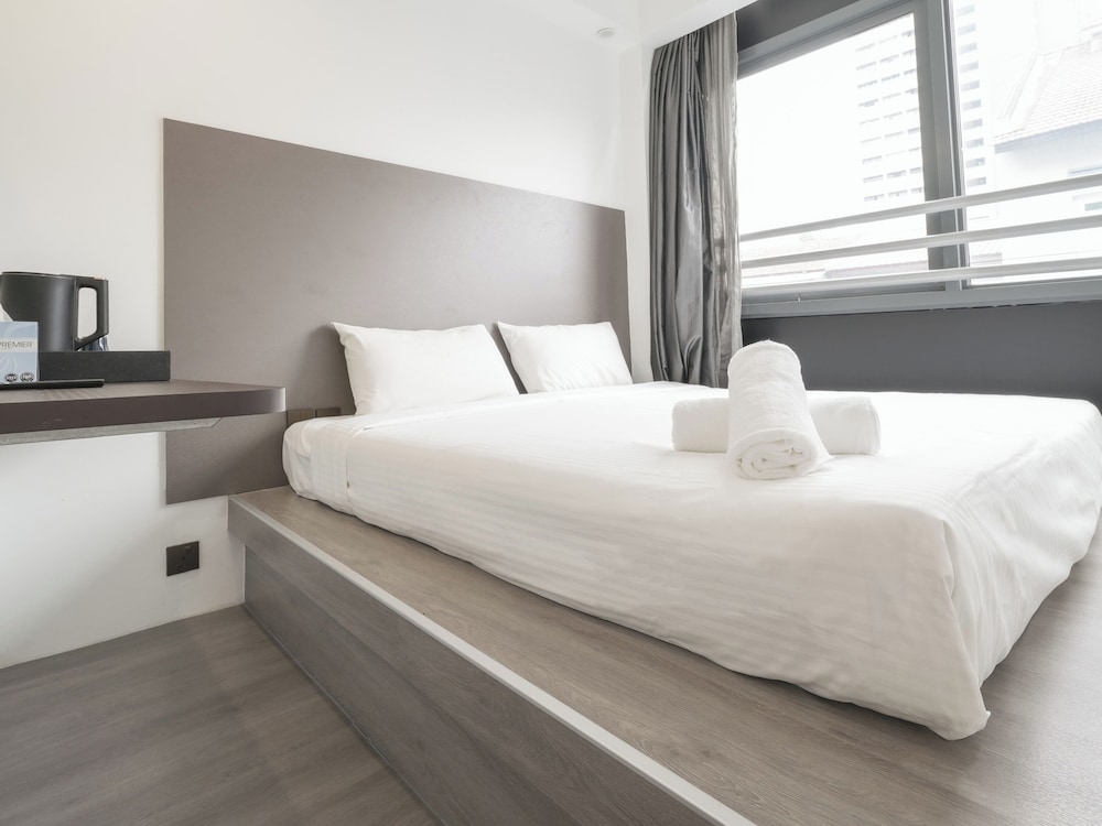 A Hotel Dickson 29/50