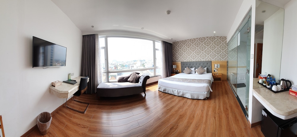 Acnos Grand Hotel 8/33
