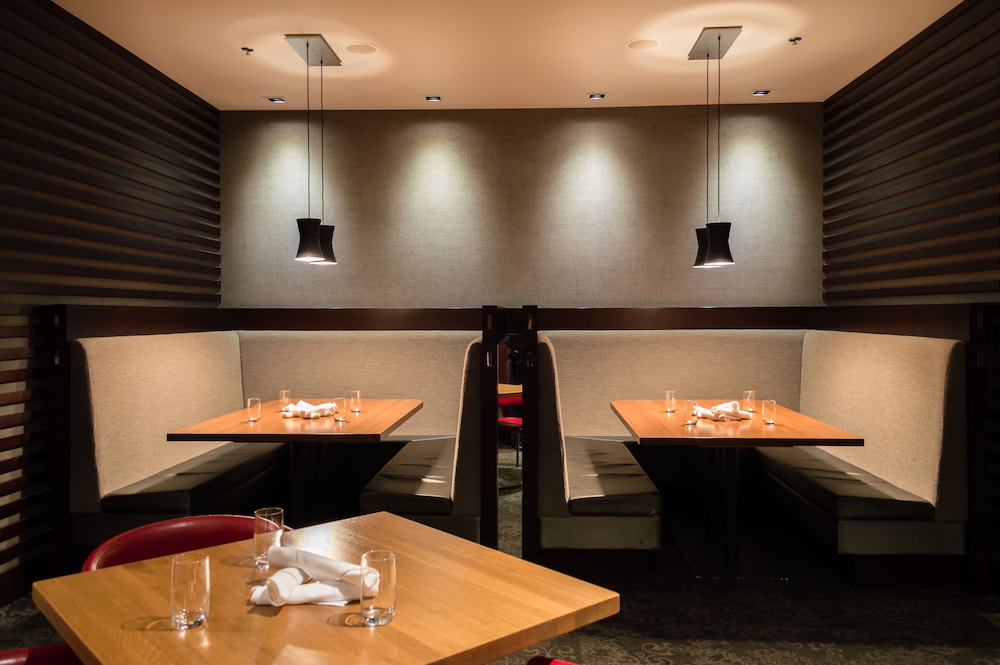 Coast Coal Harbour Hotel 53/64