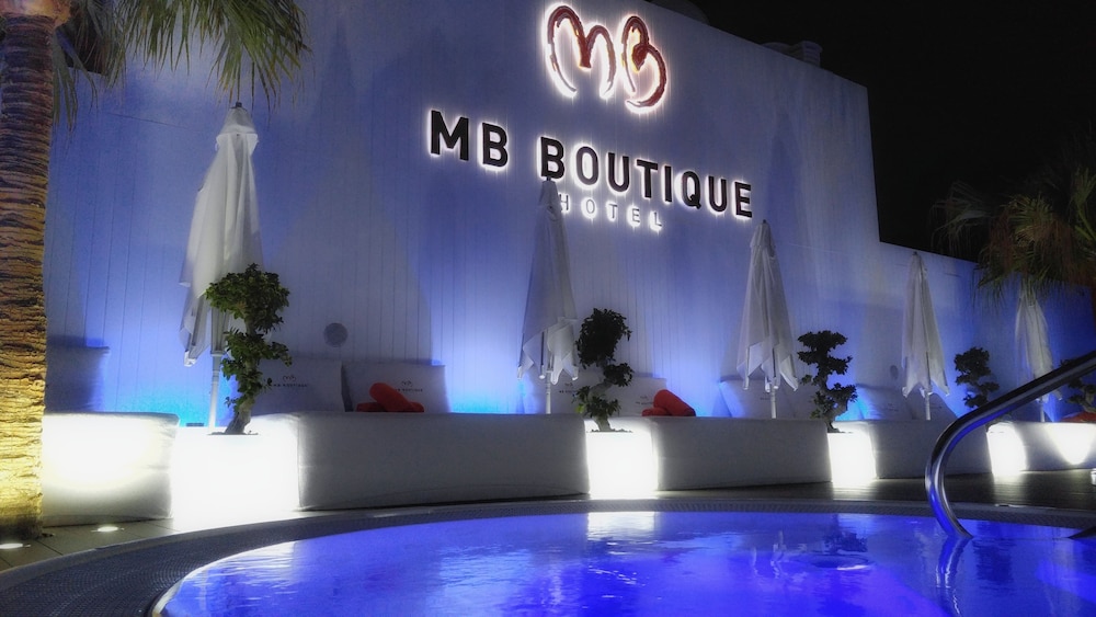 MB BOUTIQUE HOTEL 12/50