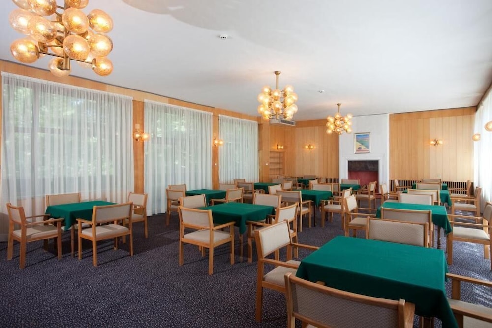 HVD Hotel Lotos Riviera Holiday Club 20/40