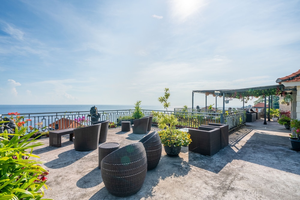 Mejore Beach Hotel 38/50
