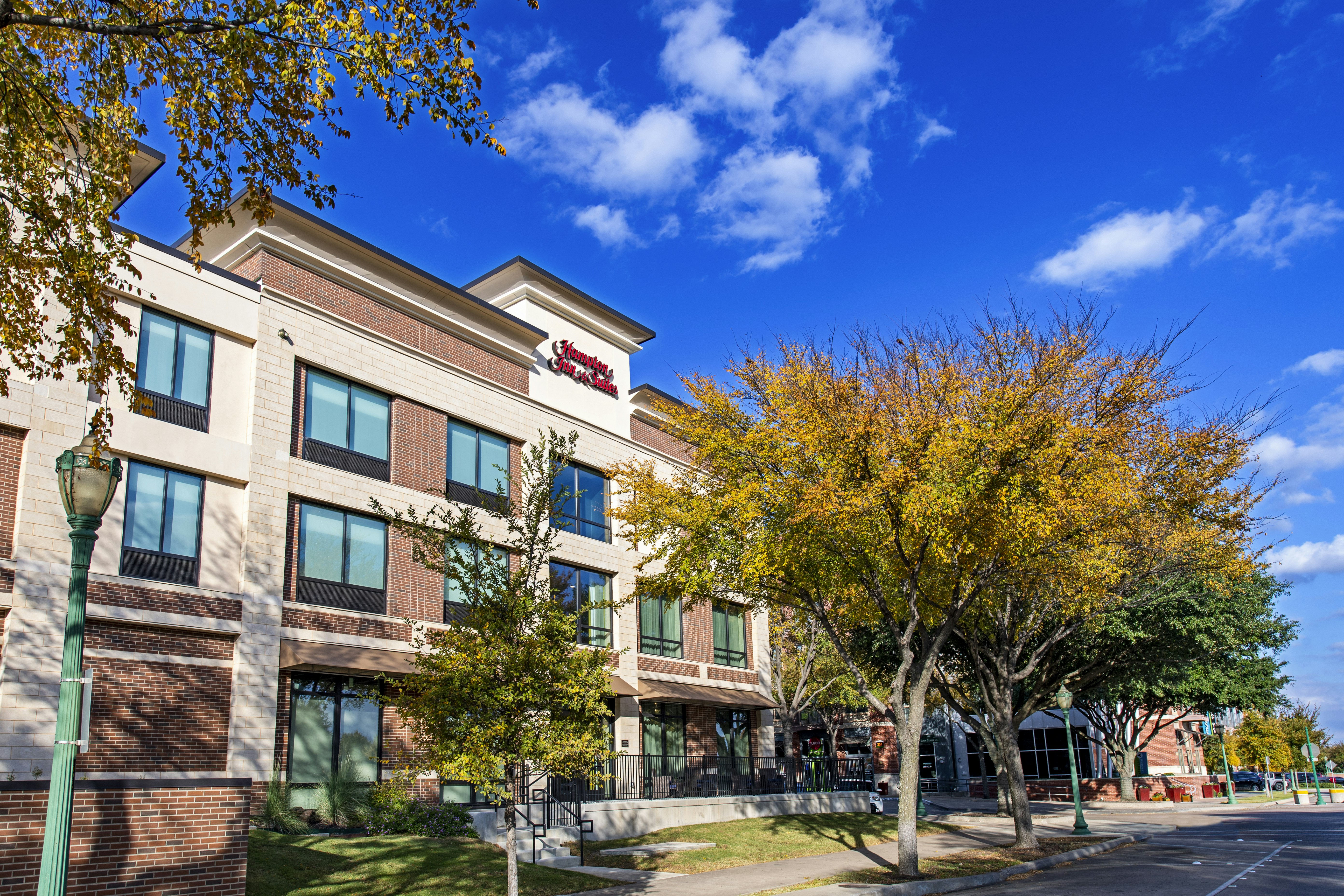 Hampton Inn Suites Keller Tx 43/47