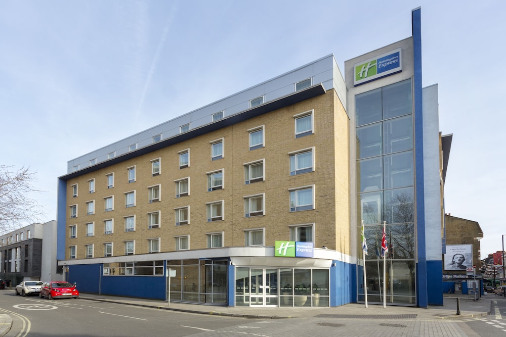 HOLIDAY INN EXPRESS EARLS COURT in LONDON