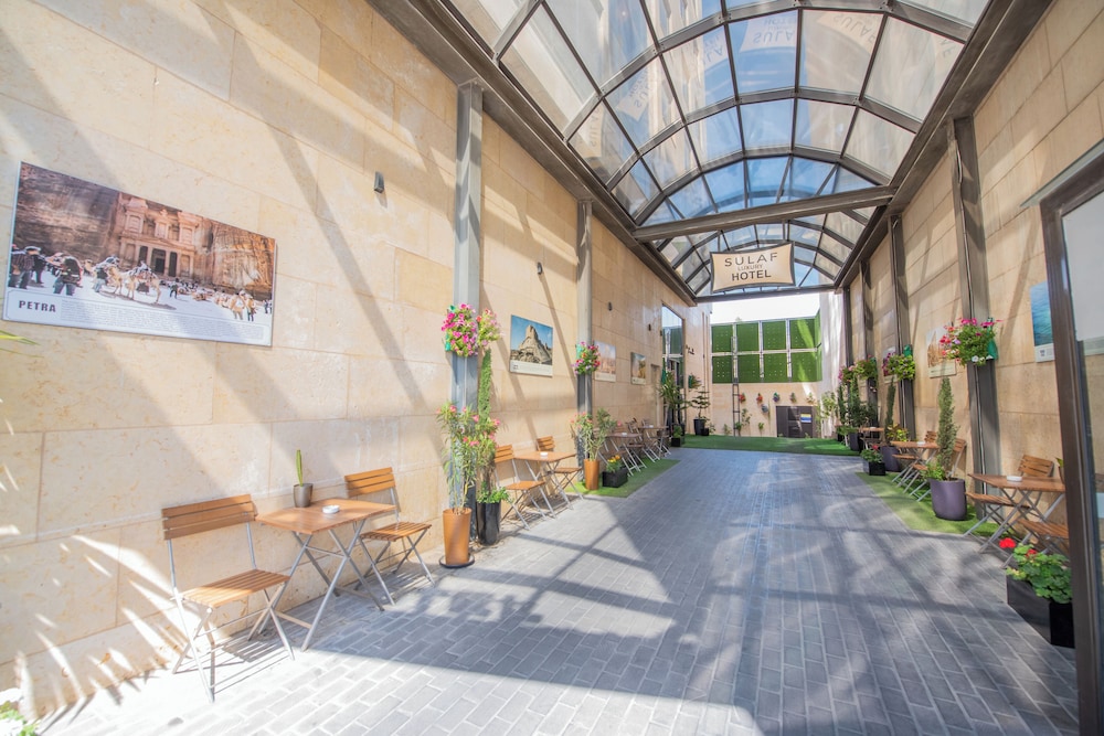 Sulaf Luxury Hotel 68/70