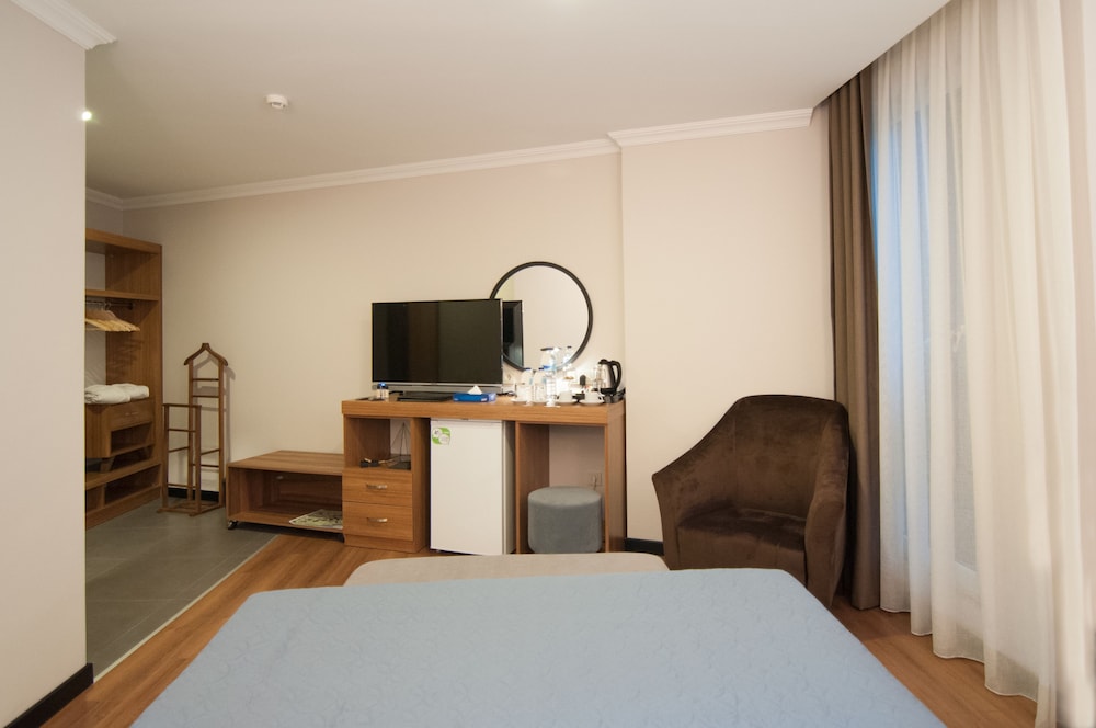 Nomade Hotel Exclusive 11/22