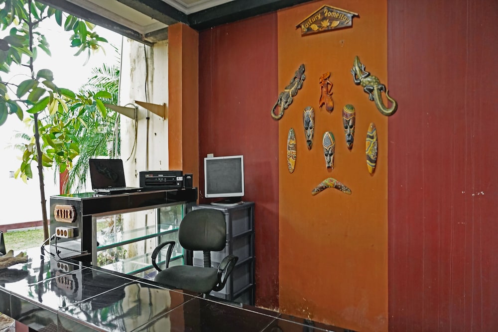 OYO 2860 The Castury Homestay Syariah 20/23