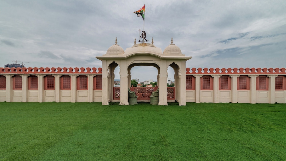 SURYAA VILLA JAIPUR A CLASSIC HERITAGE HOTEL 128/134
