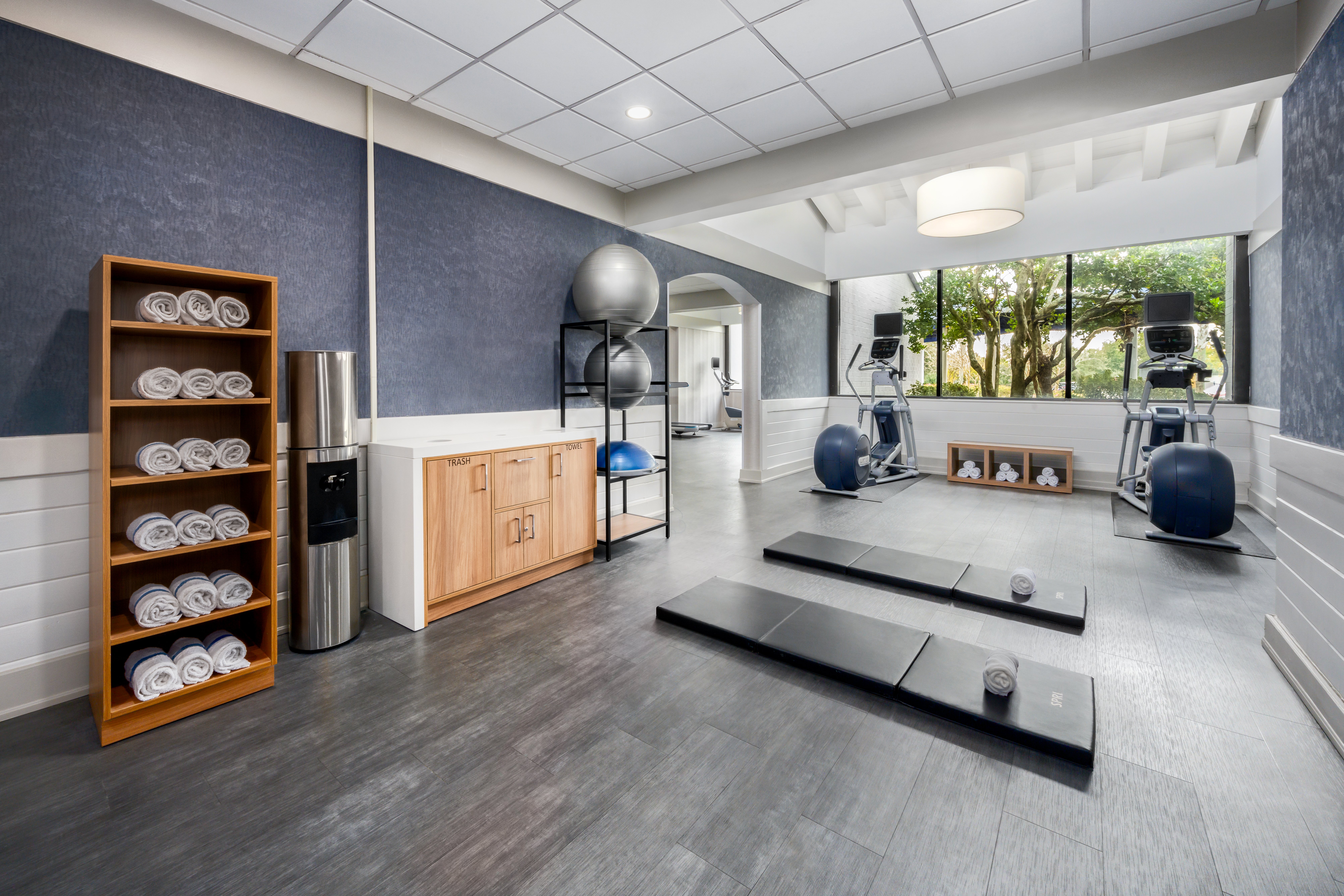 Wyndham Jacksonville Hotel and Conference Center 24/48