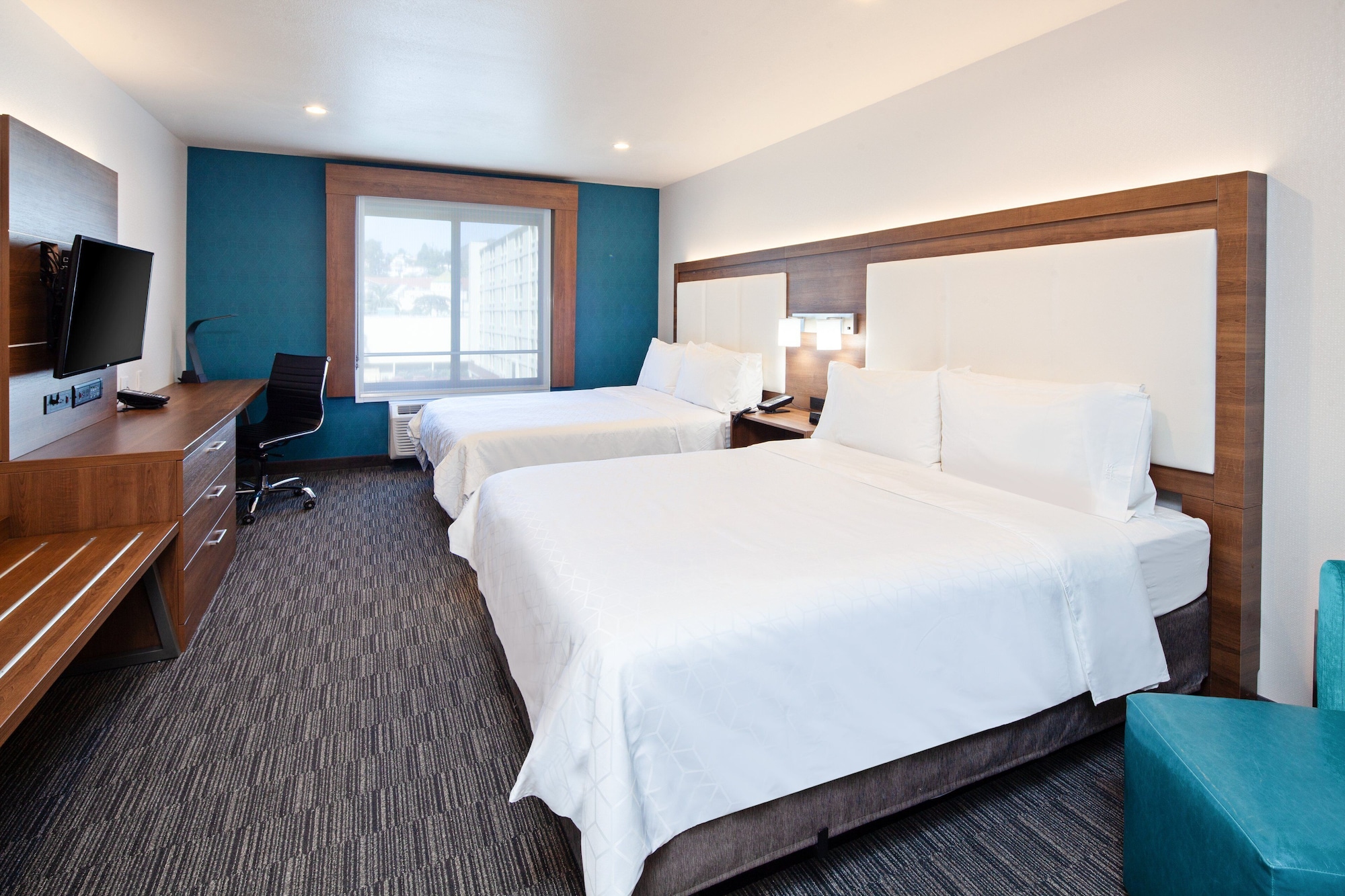 غرفة قياسية بسريرين كوين بإطلالة على المدينة، Holiday Inn Express Hollywood Walk of Fame An Ihg Hotel 2/8