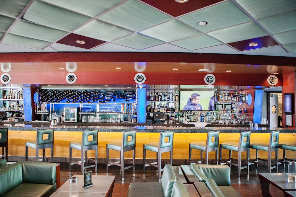 Shade Hotel Manhattan Beach 34/50