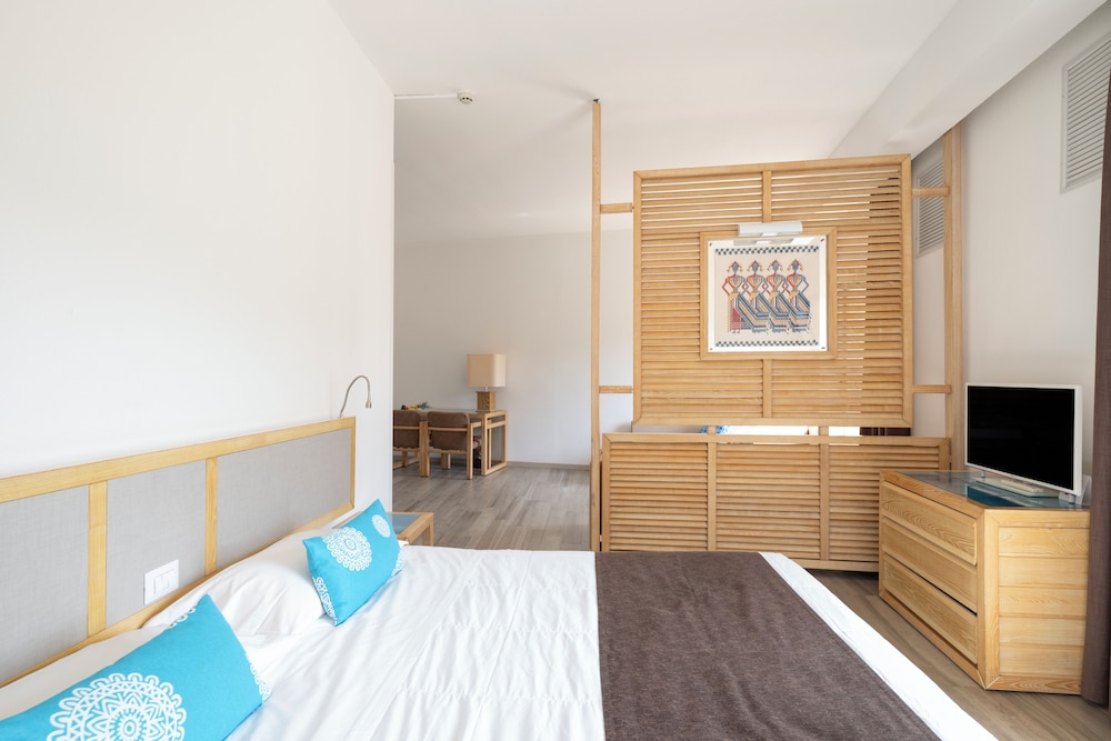 غرفة كلاسيكية ثلاثية، Hotel Baia di Conte 3/9
