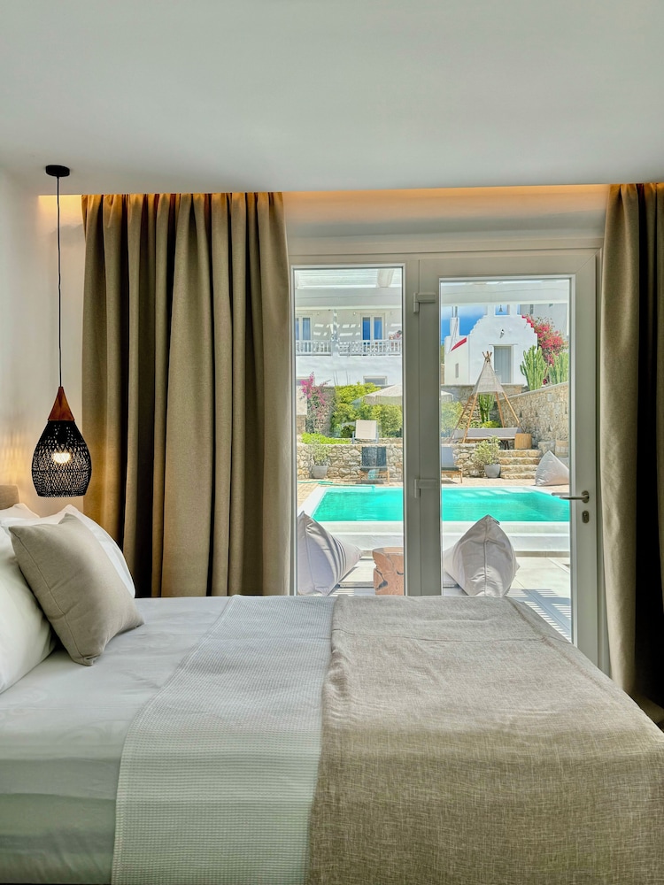 Sofos Suites 14/50