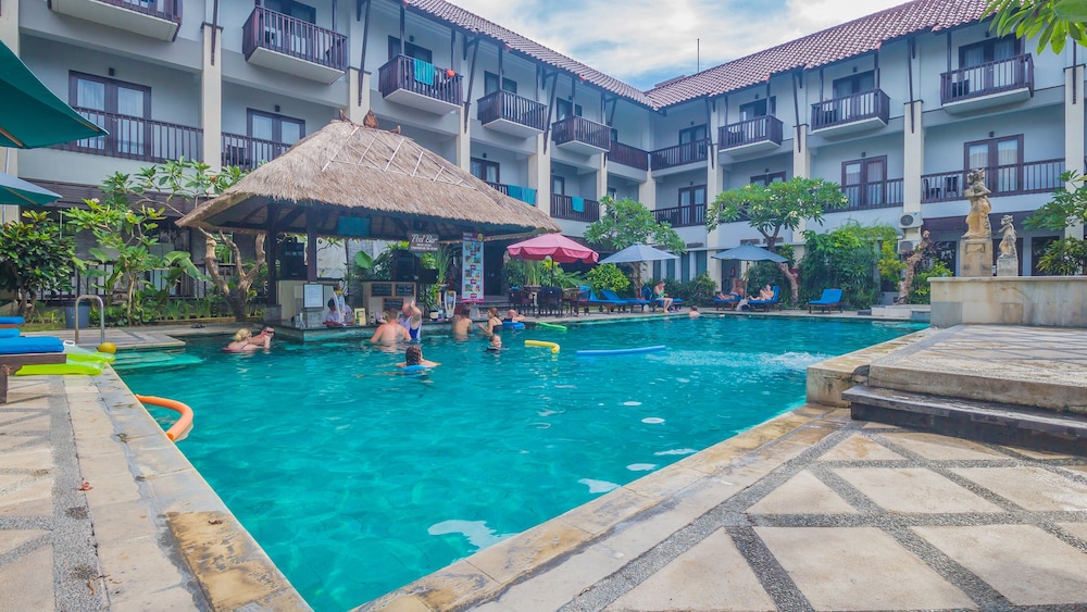 The Lokha Legian Resort and Spa 11/75