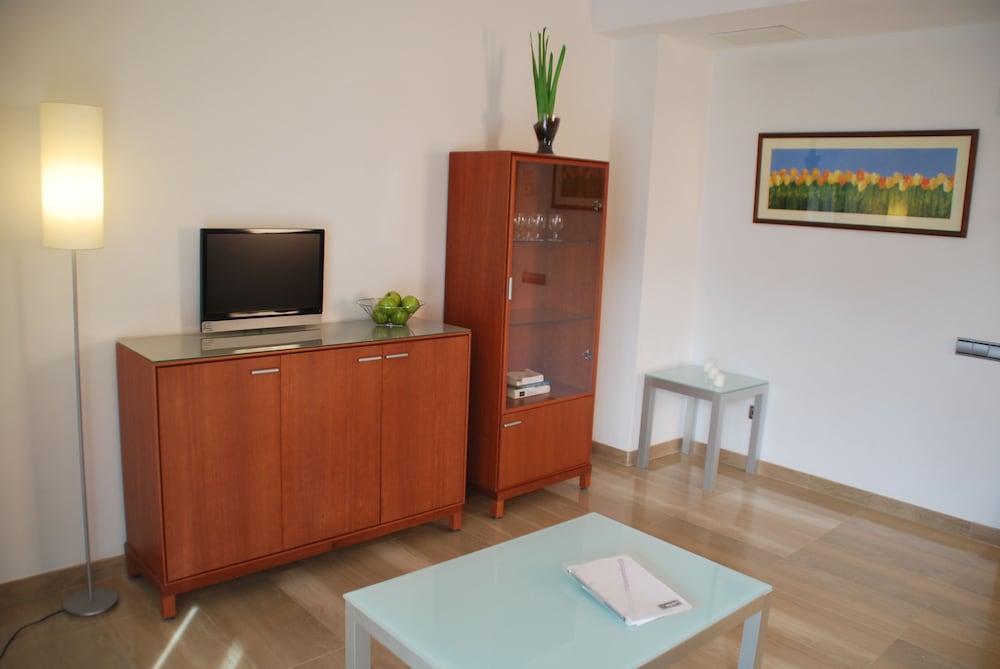 APARTAMENTS INDEPENDENCIA 13/19